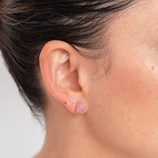 Arete Wish Topo Cuarzo Rosado